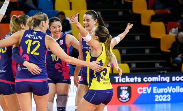 朱婷轮休姚迪首发表现出色 斯坎迪奇欧联杯获胜