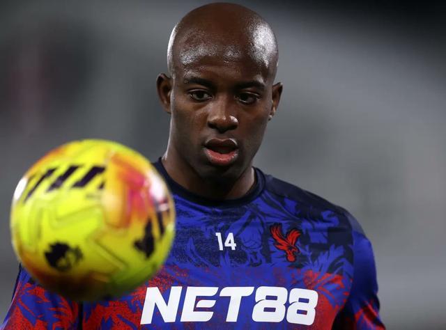 九游体育app-罗马诺：马特塔告知水晶宫无意去沙特，只想留在英超或去意甲